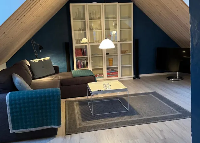 Hyggelig Feriebolig Med Havudsigt * Marstal