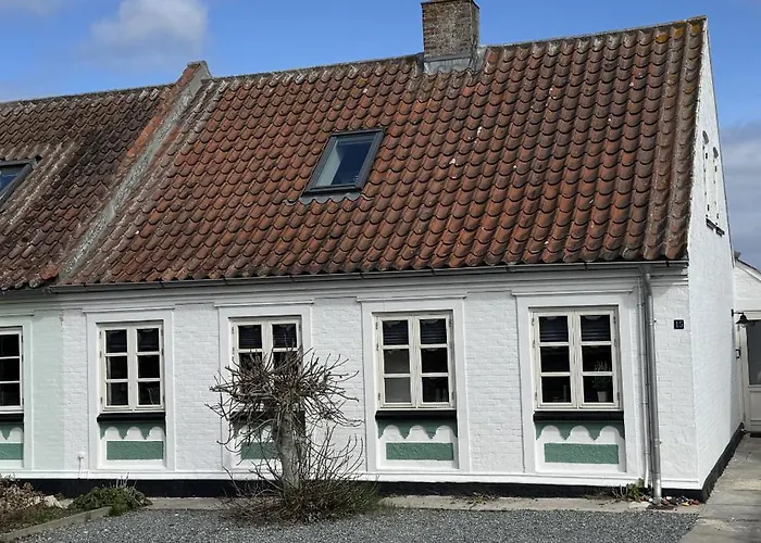 Hyggelig Feriebolig Med Havudsigt Holiday home *